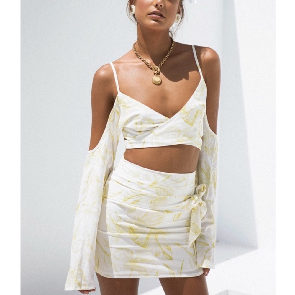 Sabo Skirt Set Large NWT